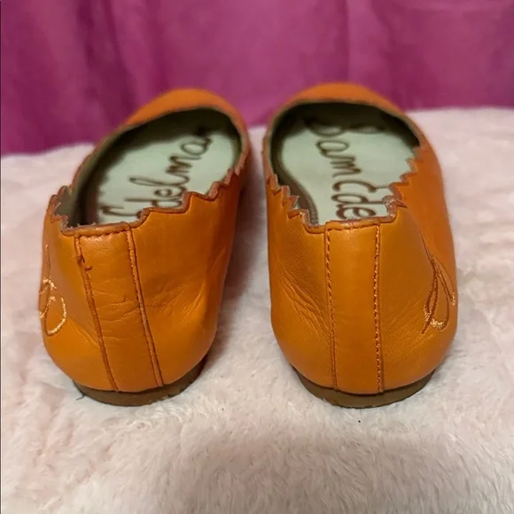 Sam Edelman Tangerine Scalloped Flats - Picture 5 of 7